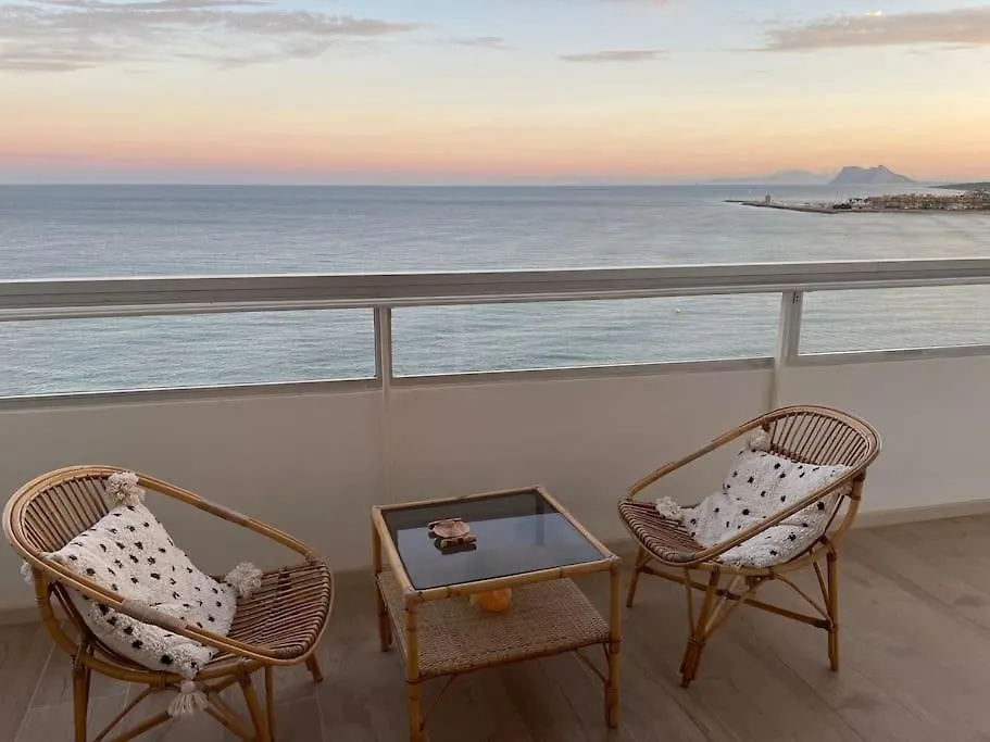 아파트 Maravilloso Apartamento En Primera Linea De Playa. 토레과디아로